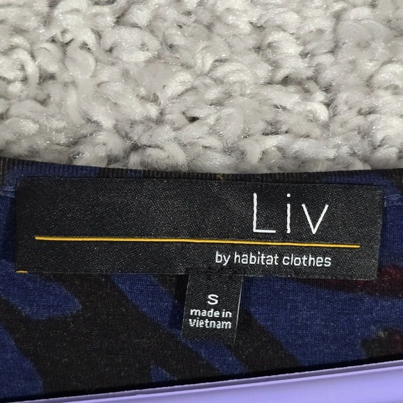 Liv by Habitat Women Asymmetrical‎ Top Size Small Abstract Artsy Minimal Layer - Picture 4 of 12